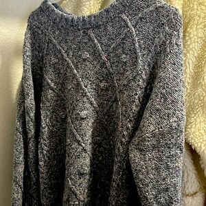 Time & Tru Blue & Pink Sweater🩵